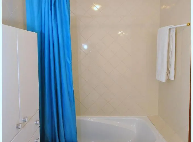 Capitolina * קווארטיירה