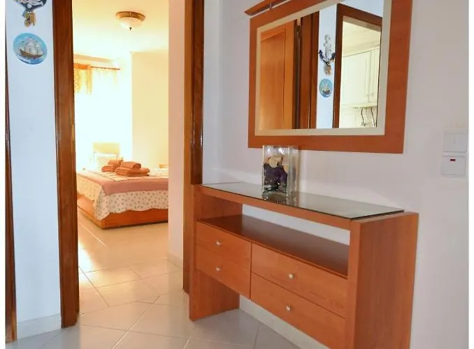 Capitolina * קווארטיירה